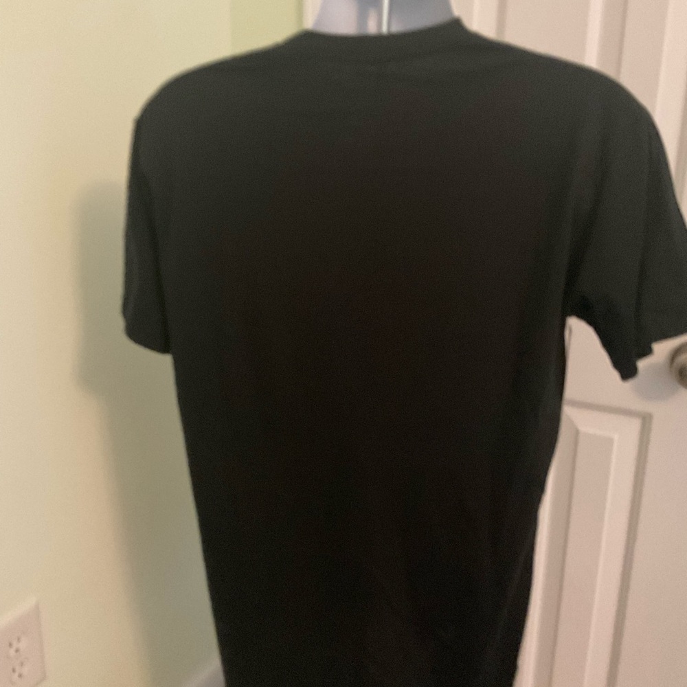 Solid Threads T-Shirt - Picture 3 of 7